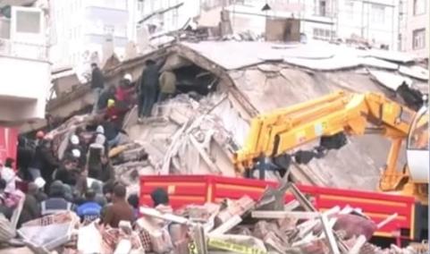 تركيا.. يزيد عدد ضحاياها بسبب زلزال